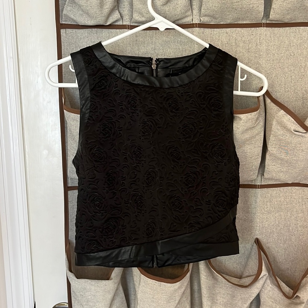 Guess Black Crop Top (part of a set - skirt is also listed)